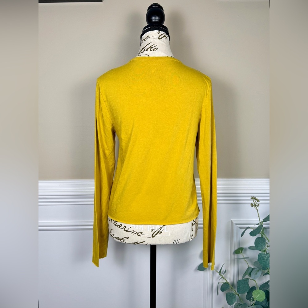 By Anthropologie Long Sleeve Tee Size Medium NWT - Picture 3 of 9